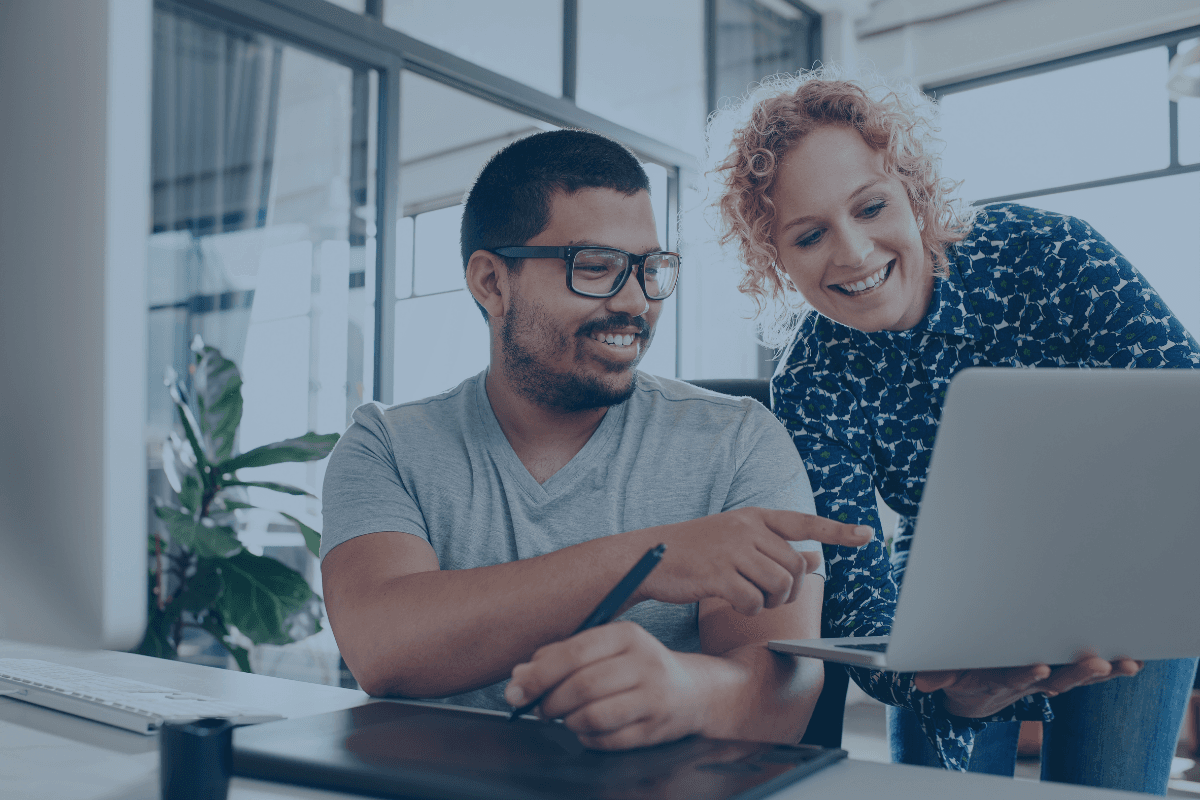 Easy handoffs on service tickets in Mojo Helpdesk